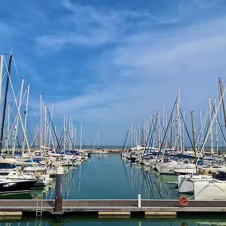 Luxury In Expo Апартаменты *