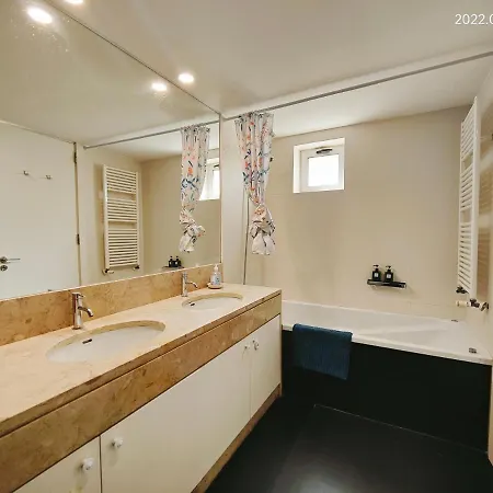 Luxury In Expo Апартаменты Лиссабон